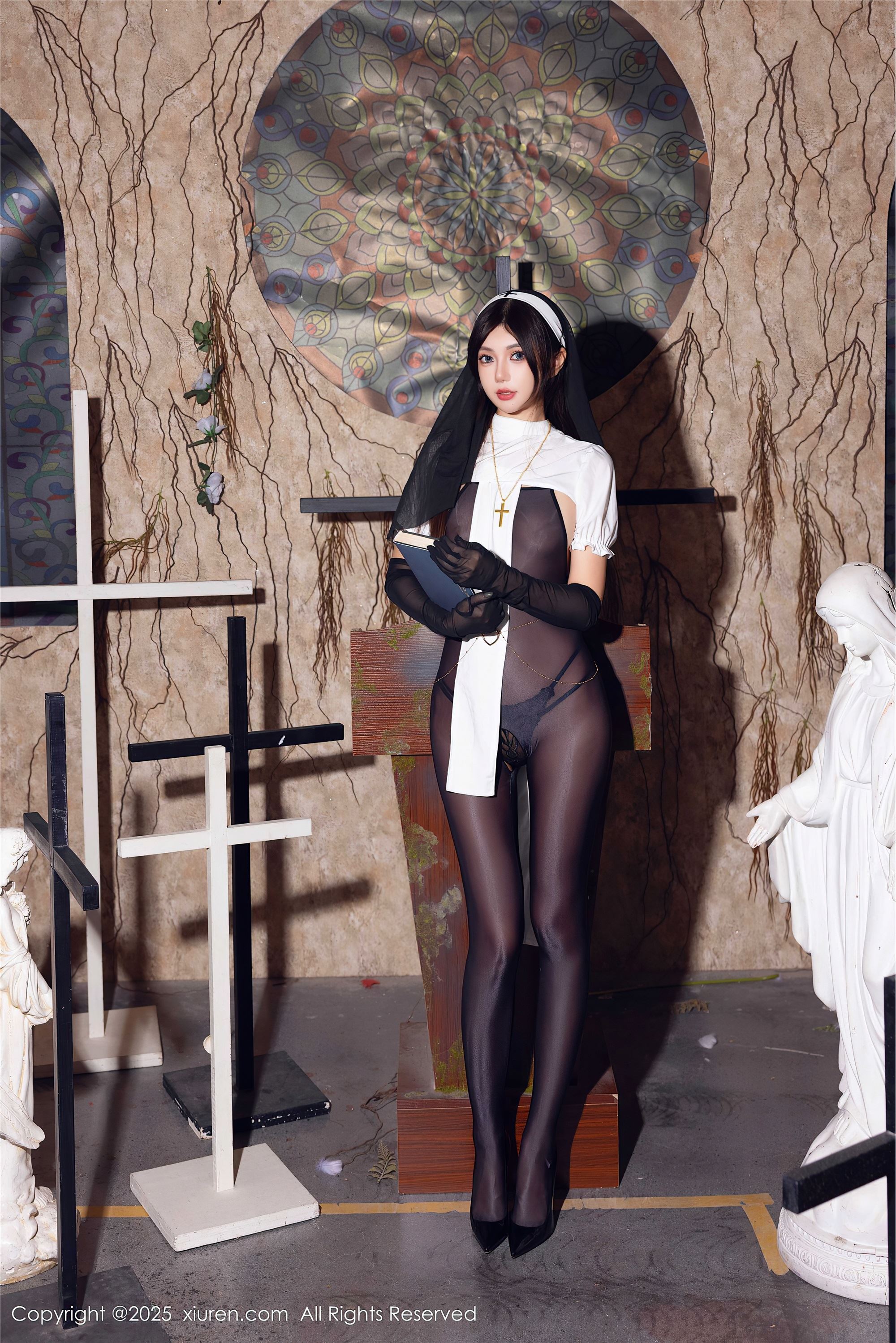 Xiuren秀人网 2025.01.17 NO.9774 绮里嘉ula